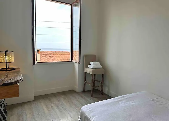 Peyronnet - Fabulous 2 Bedrooms - Sea View - 2min Away Apartment Menton